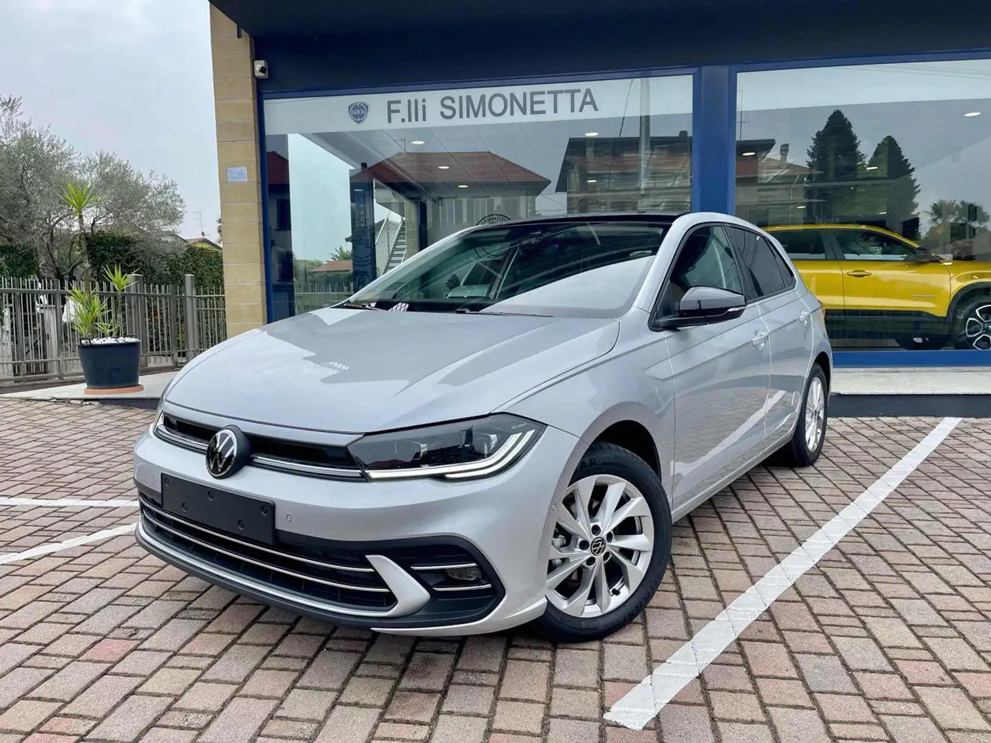 Volkswagen Polo 1.0 TSI Style -NUOVA Argent - 1