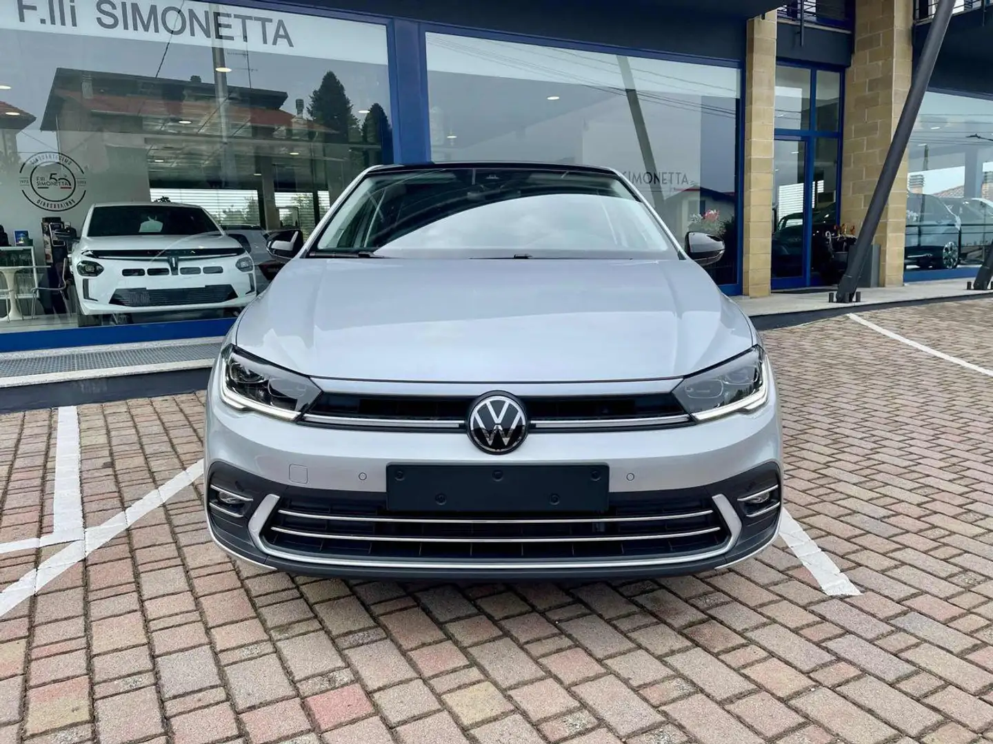 Volkswagen Polo 1.0 TSI Style -NUOVA Argent - 2