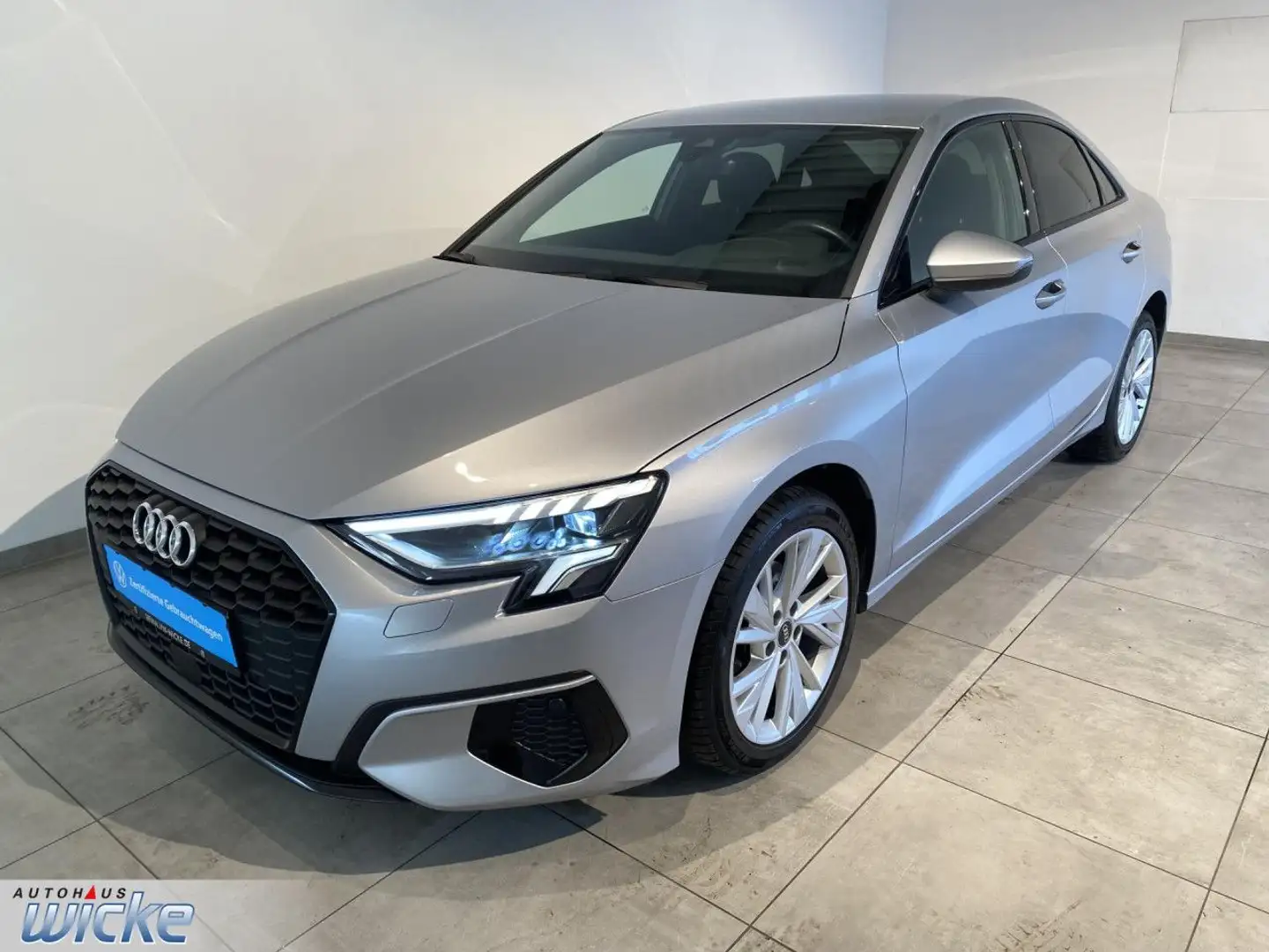 Audi A3 Limousine. 2.0 TDI S tronic 35 TDI advanced KLi Plateado - 2