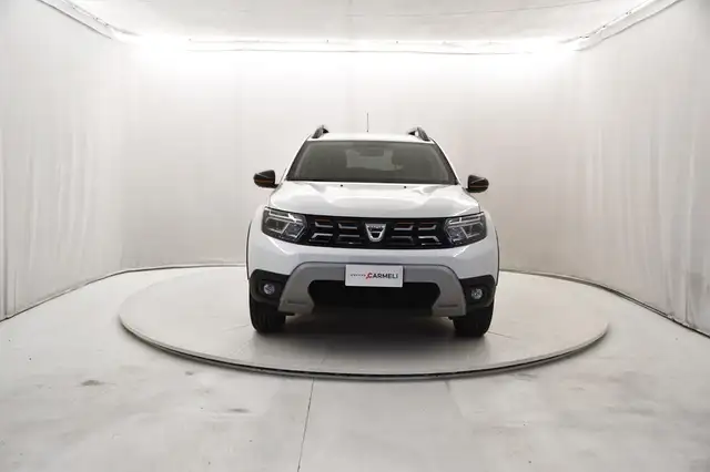 Dacia Duster view 5