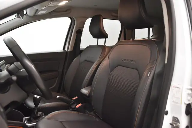 Dacia Duster view 13