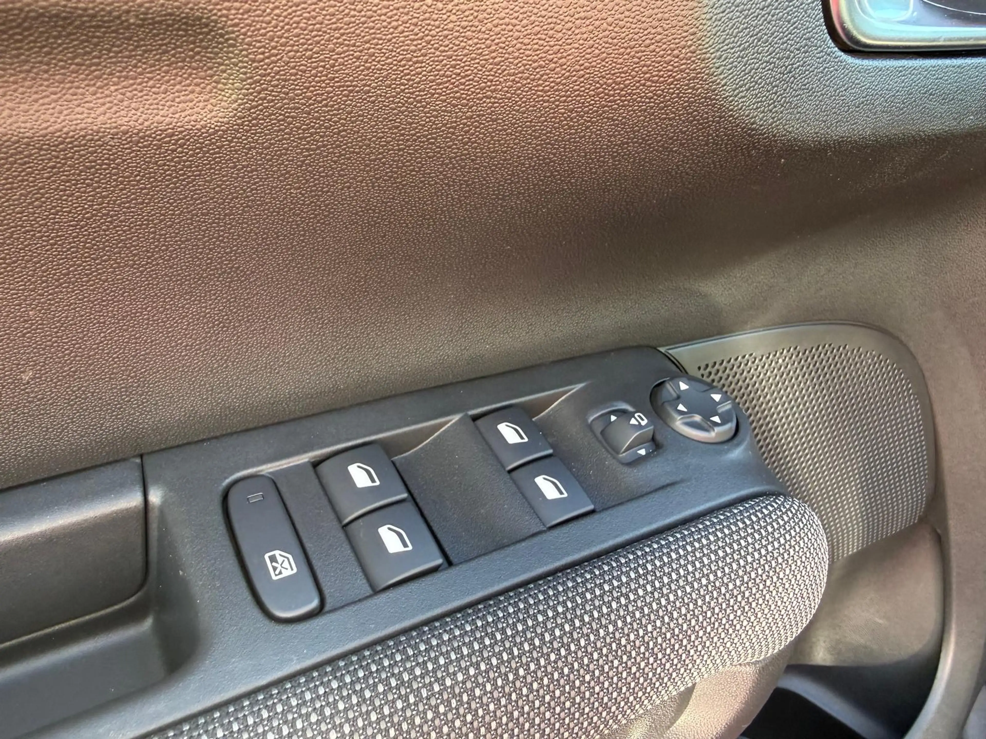Citroen C3 Aircross 1.2 12V e-THP / PureTech — photo 8
