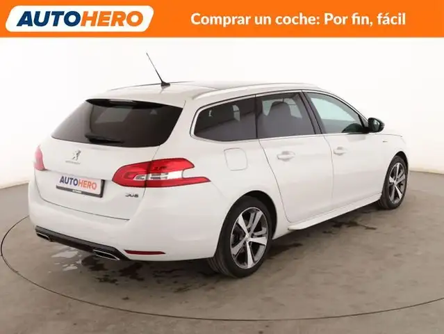 Peugeot 308 view 6