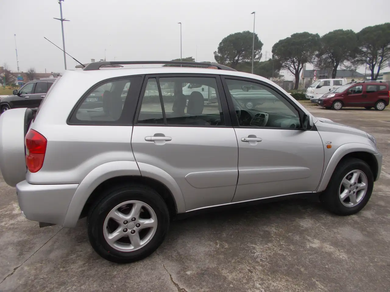Toyota RAV4 2.0 d-4d 16v 5 PORTE 4X4, foto 3