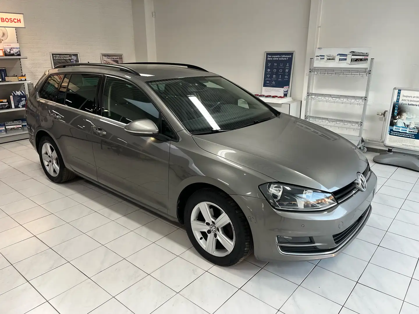 Volkswagen Golf Variant SW 1.6 CR TDi Highline - 2