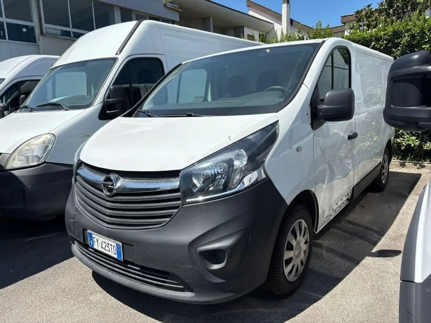 Opel Vivaro 1.6 LH1 120CV MOTORE ROTTO PER COMMERCIANTE Blanco - 1