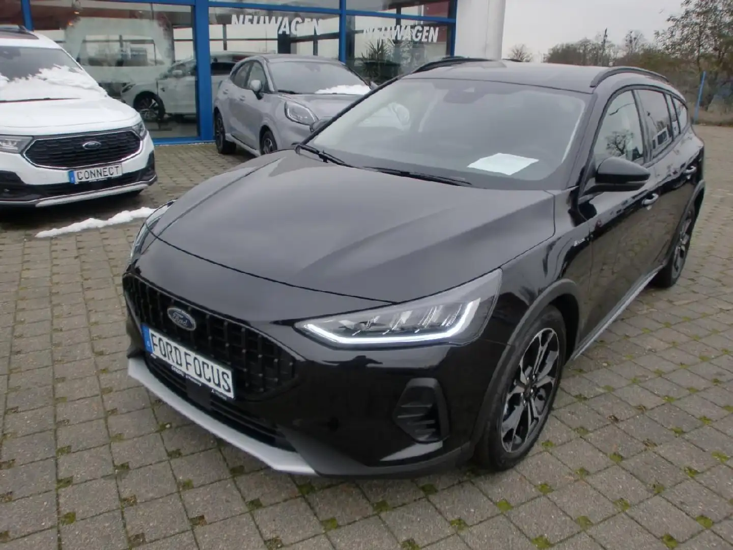 Ford Focus Turnier MHEV Active ACC LED Navi Kamera DA Schwarz - 1