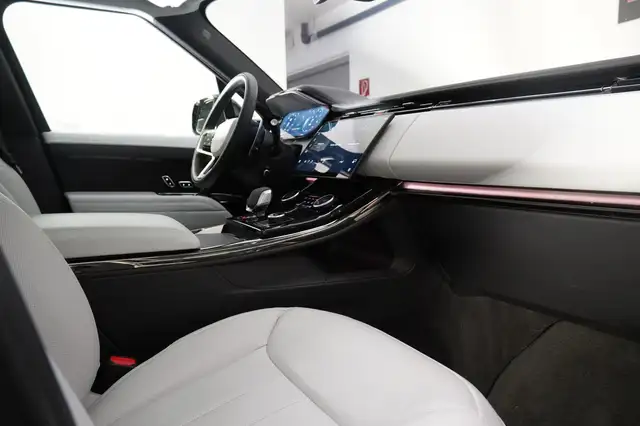 Land Rover Range Rover Sport P440e SE DAB Standhzg. Ansicht 5