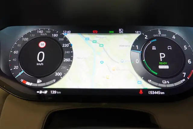 Land Rover Range Rover Sport P440e SE DAB Standhzg. Ansicht 10