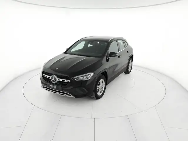 Mercedes-Benz GLA 180 180 d sport auto
