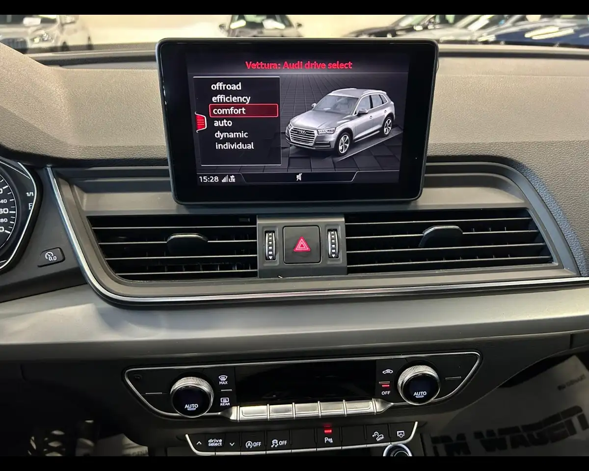 Audi Q5 40 TDI 204 CV quattro S tronic Business, миниатюра 17