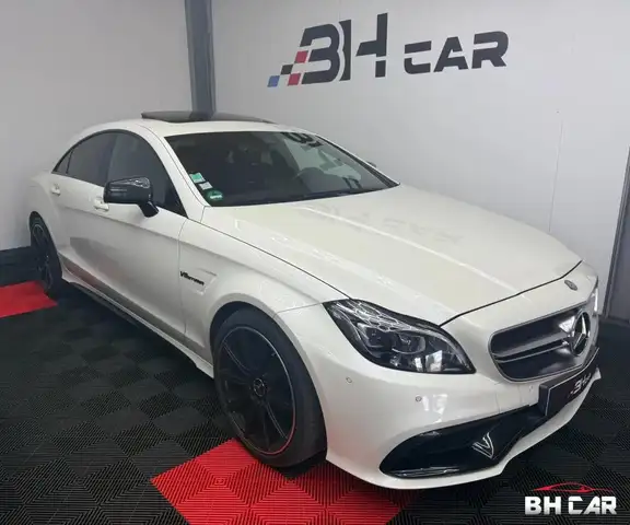 Mercedes-Benz CLS 63 AMG 4 Matic - 557cv / Toit ouvrant / Sièges chauffants / Cuir / Bluetooth