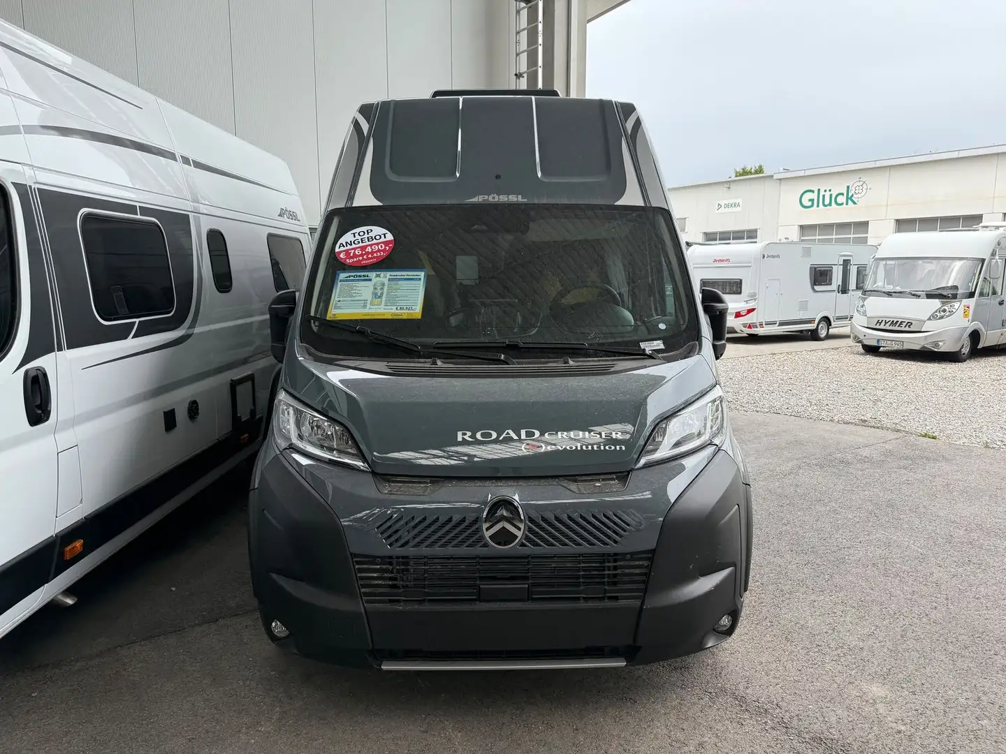 Pössl D-Line Roadcruiser Revolution Grijs - 2