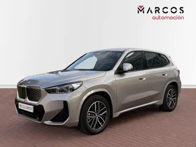 BMW iX1 xDrive30A