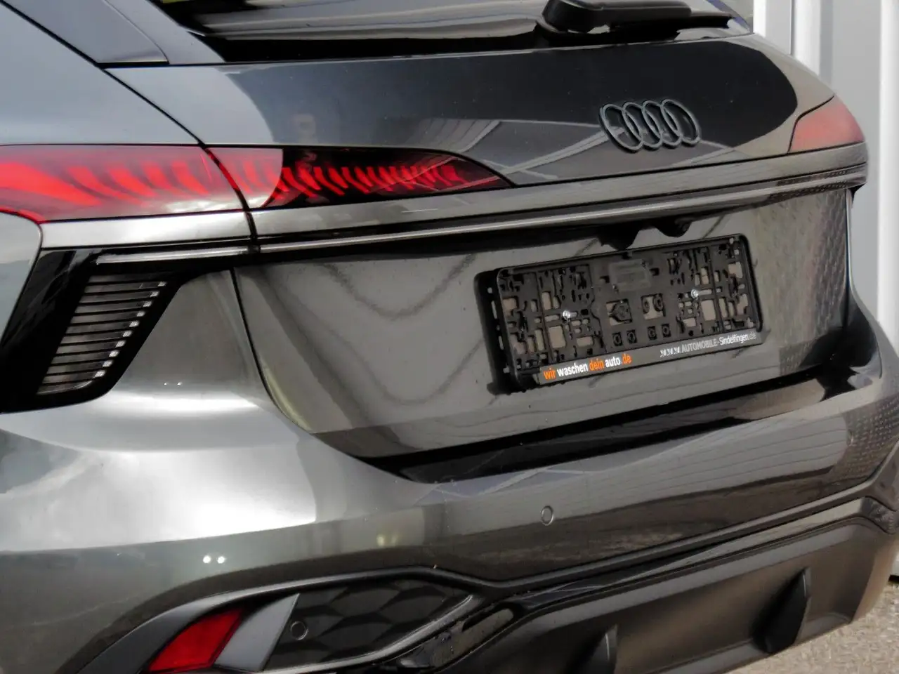 Audi A6 Avant TDI S line PANO LEDER 20"Alu TECH+ 4