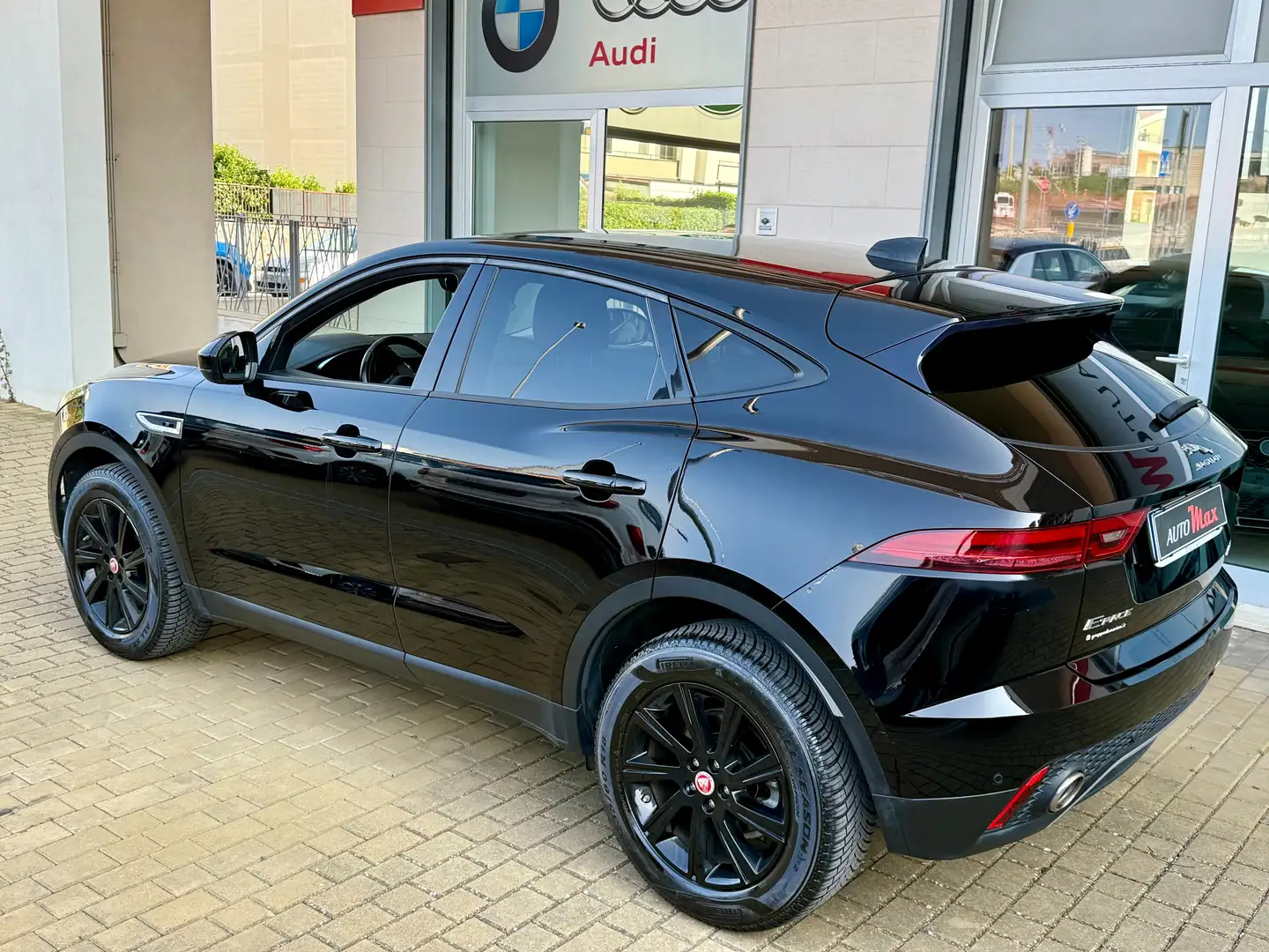 Jaguar E-Pace E-Pace 2.0d i4 S awd 150cv auto my19 AUTOCARRO Nero - 2