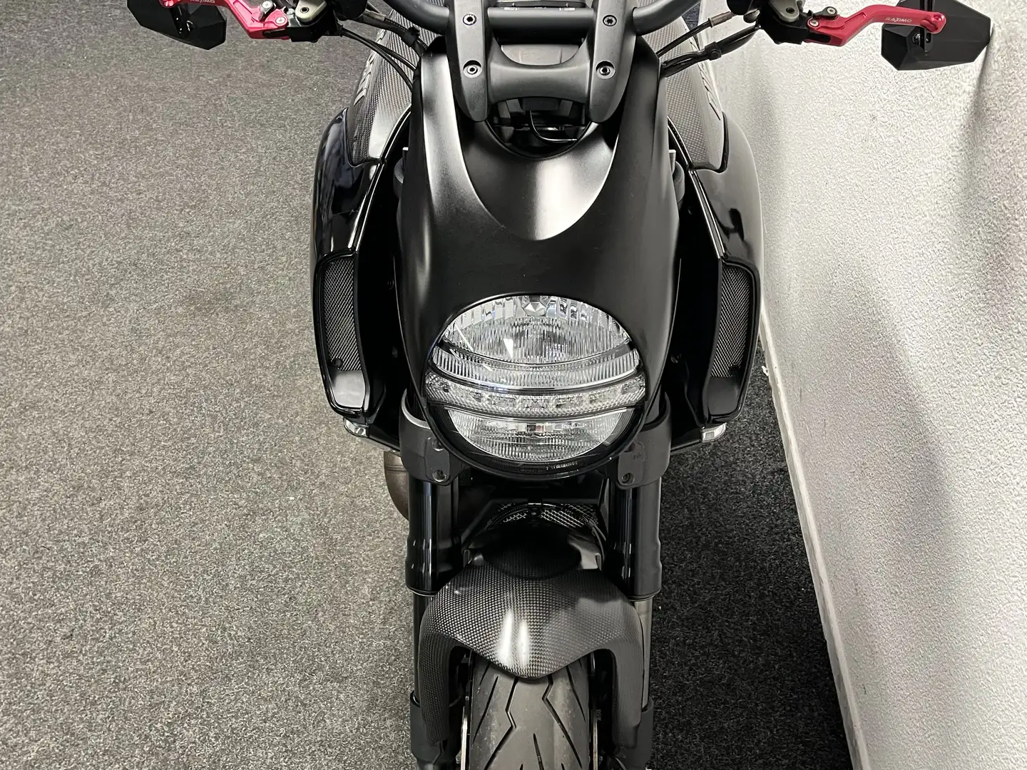 Ducati Diavel CARBON Black - 2