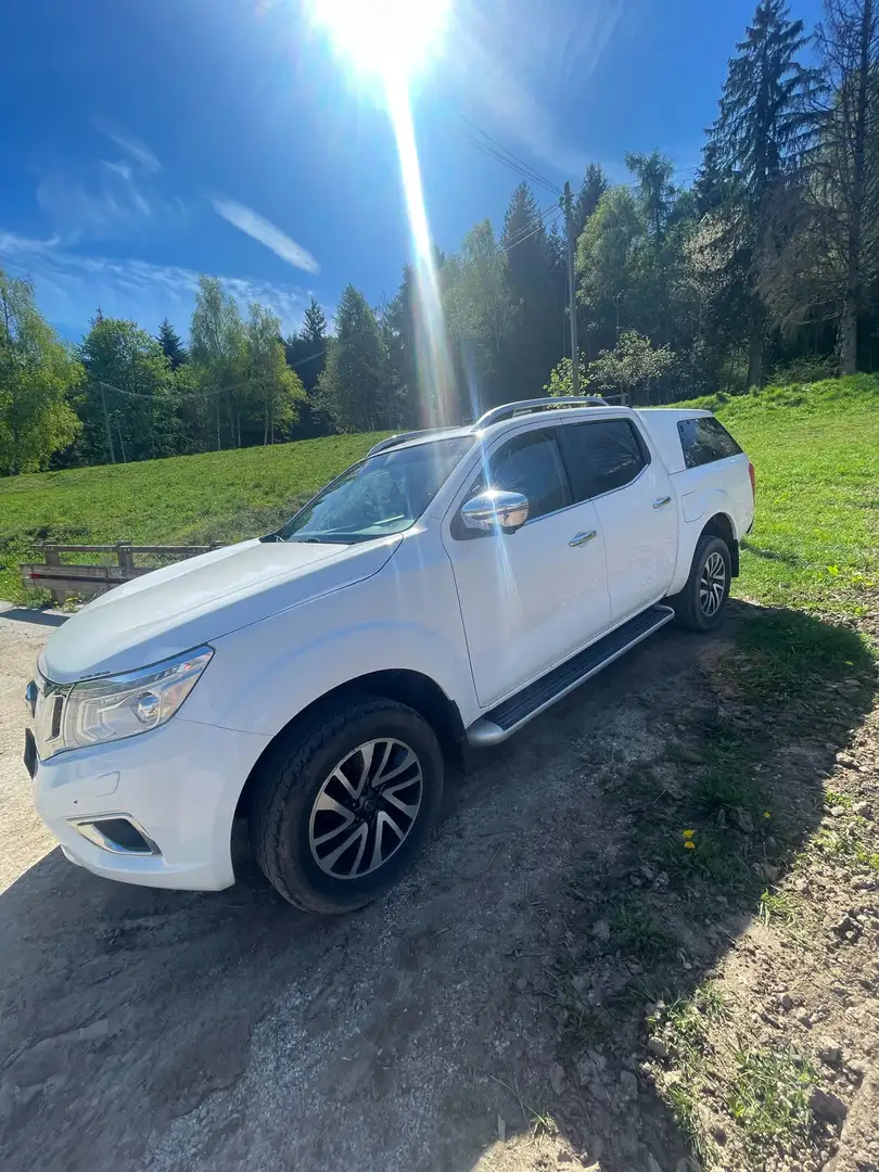 Nissan Navara 2.3 dci d.cab Tekna 4wd 190cv Bianco - 1