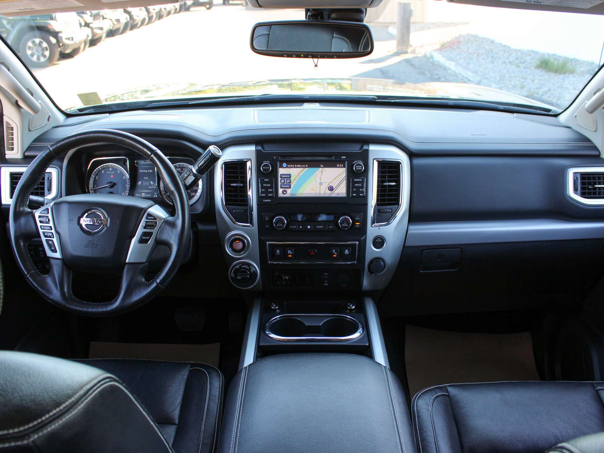 2018 Nissan Titan PRO 4X * | 3M PPF | 5.6L V8 | Tonneau Cover | 360 — снимка 1