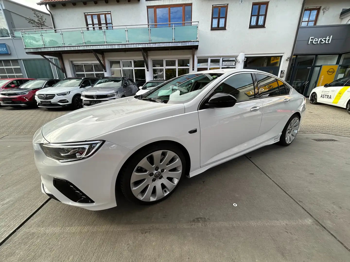 Opel Insignia GSi 4x4 Blanc - 1