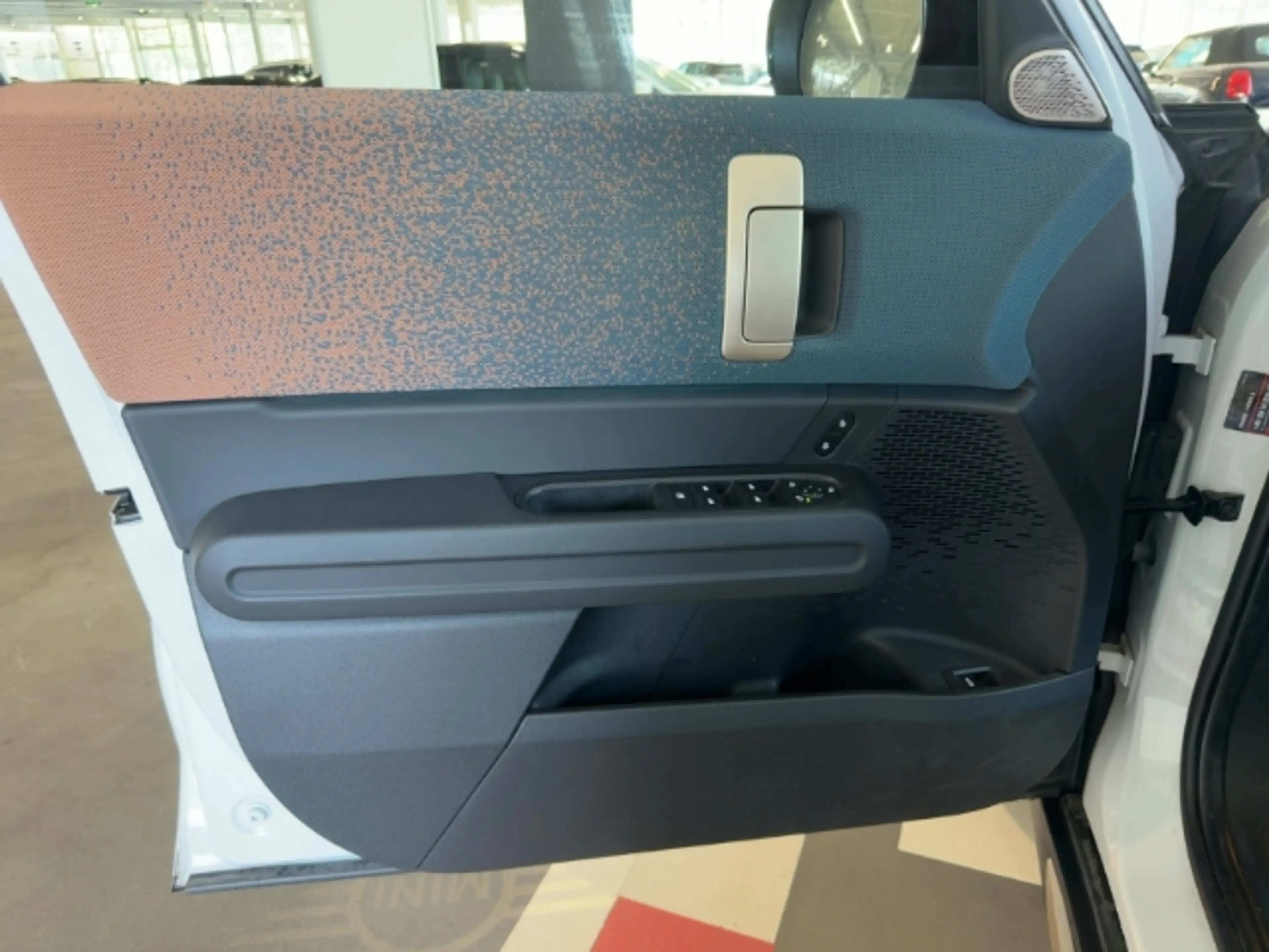 MINI Cooper S Countryman ALL4 Panorama Navi HarmanKardon LED Kurvenlicht El — photo 12