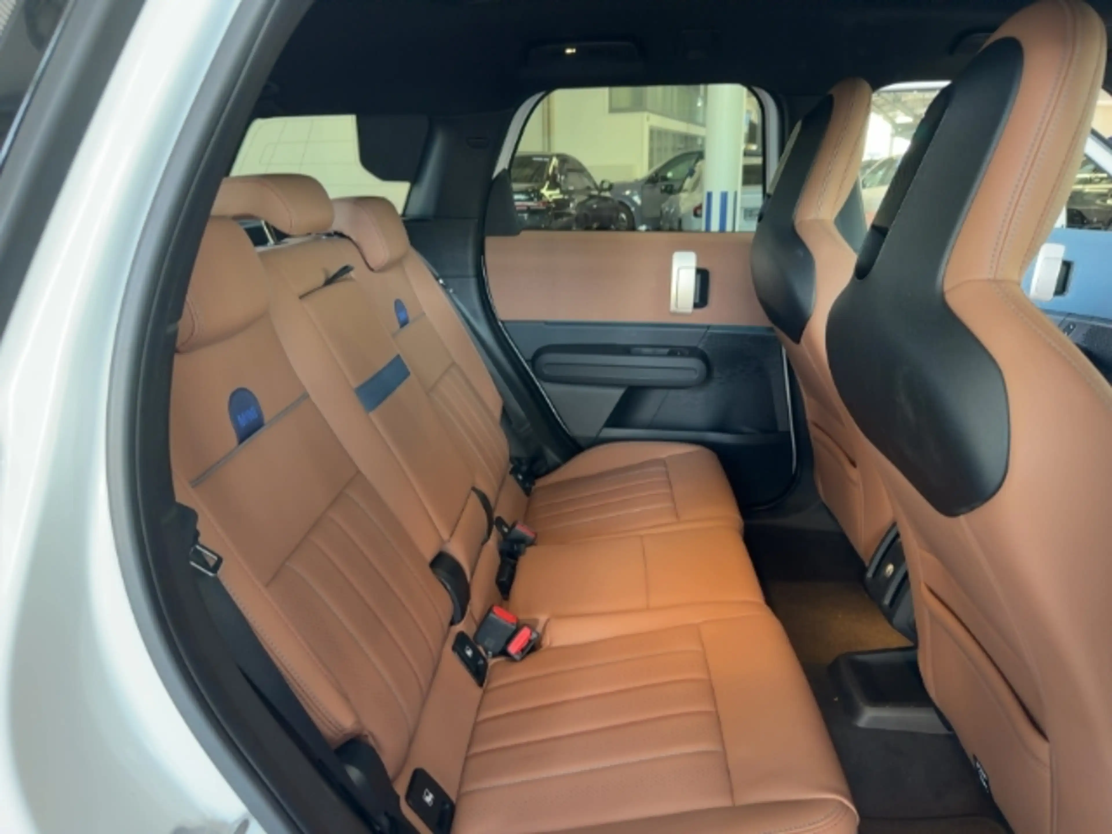 MINI Cooper S Countryman ALL4 Panorama Navi HarmanKardon LED Kurvenlicht El — photo 7