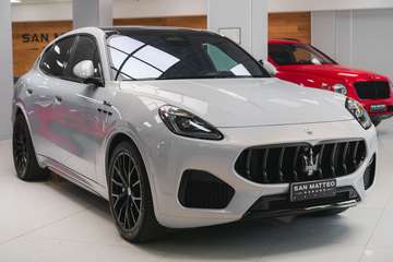 MASERATI GRECALE MODENA *SOSPENSIONI ATTIVE* *IVA ESPOSTA*