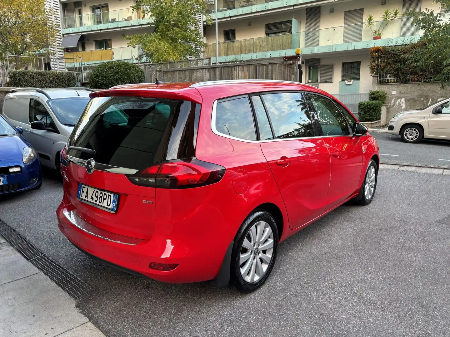 Opel Zafira Zafira Tourer 1.6 CDTi 120CV Start&Stop Cosmo EURO Rouge - 2