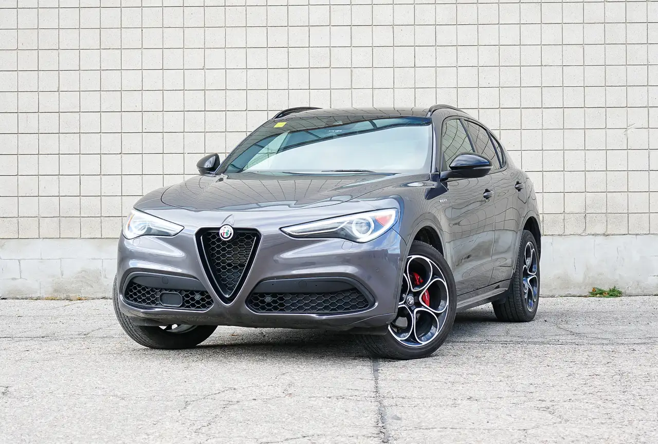 2022 Alfa Romeo Stelvio