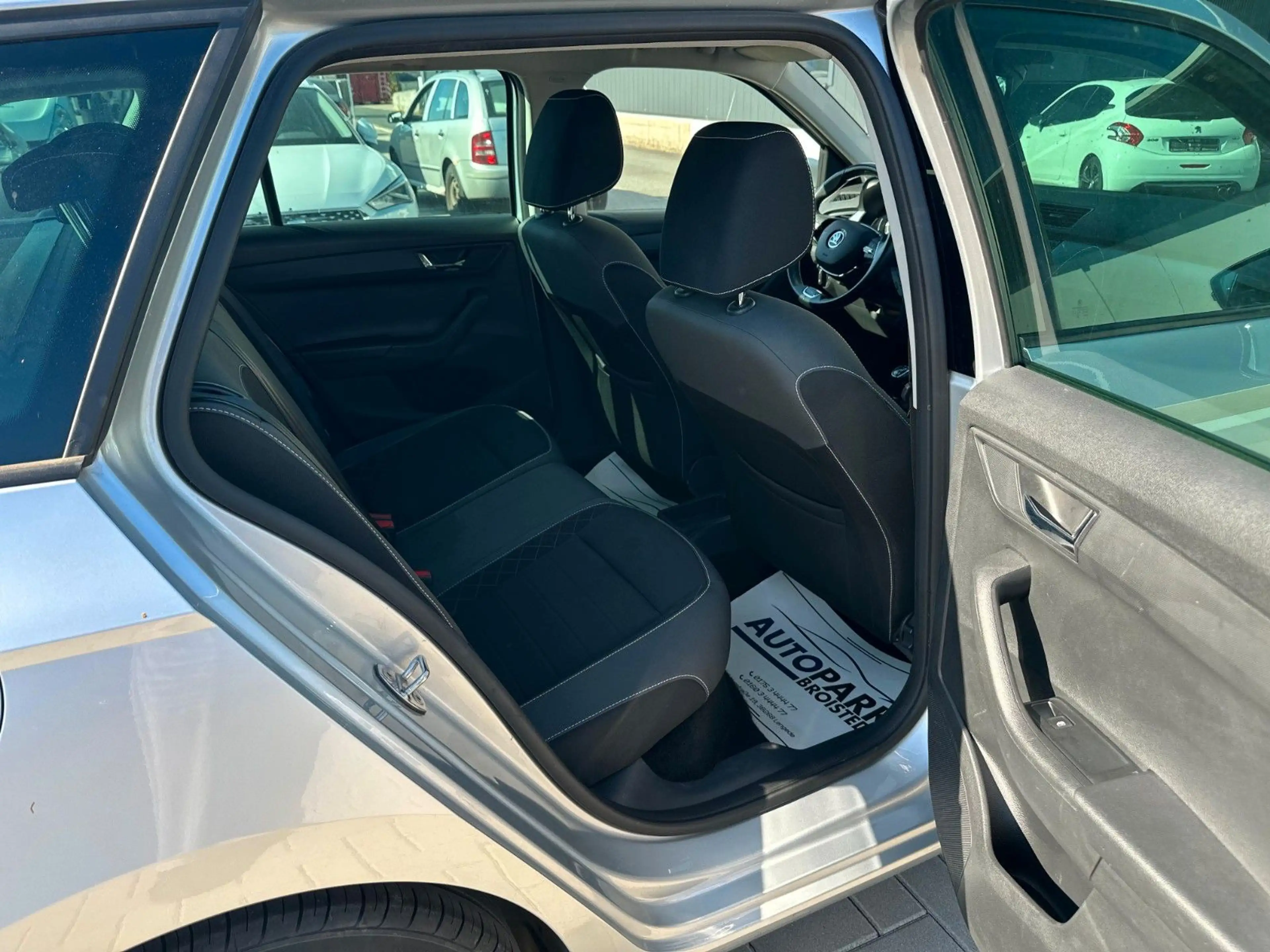 Skoda Fabia Combi Ambition SHZ/NAVI/TEMPO/KLIMAAUTOMAT — photo 15
