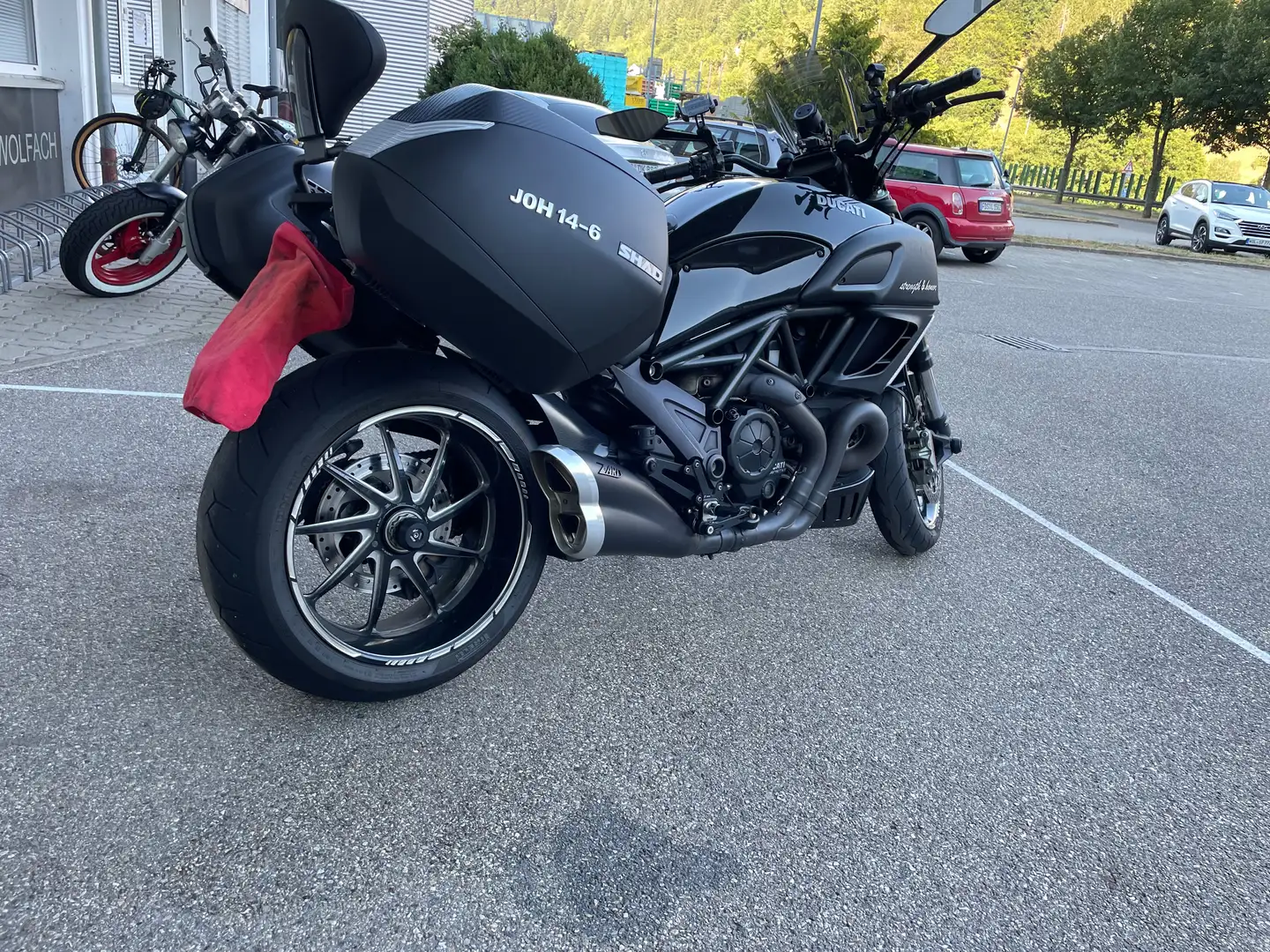 Ducati Diavel Negro - 1