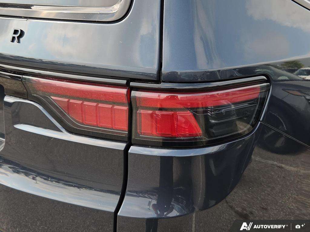 2024 Jeep Wagoneer L
