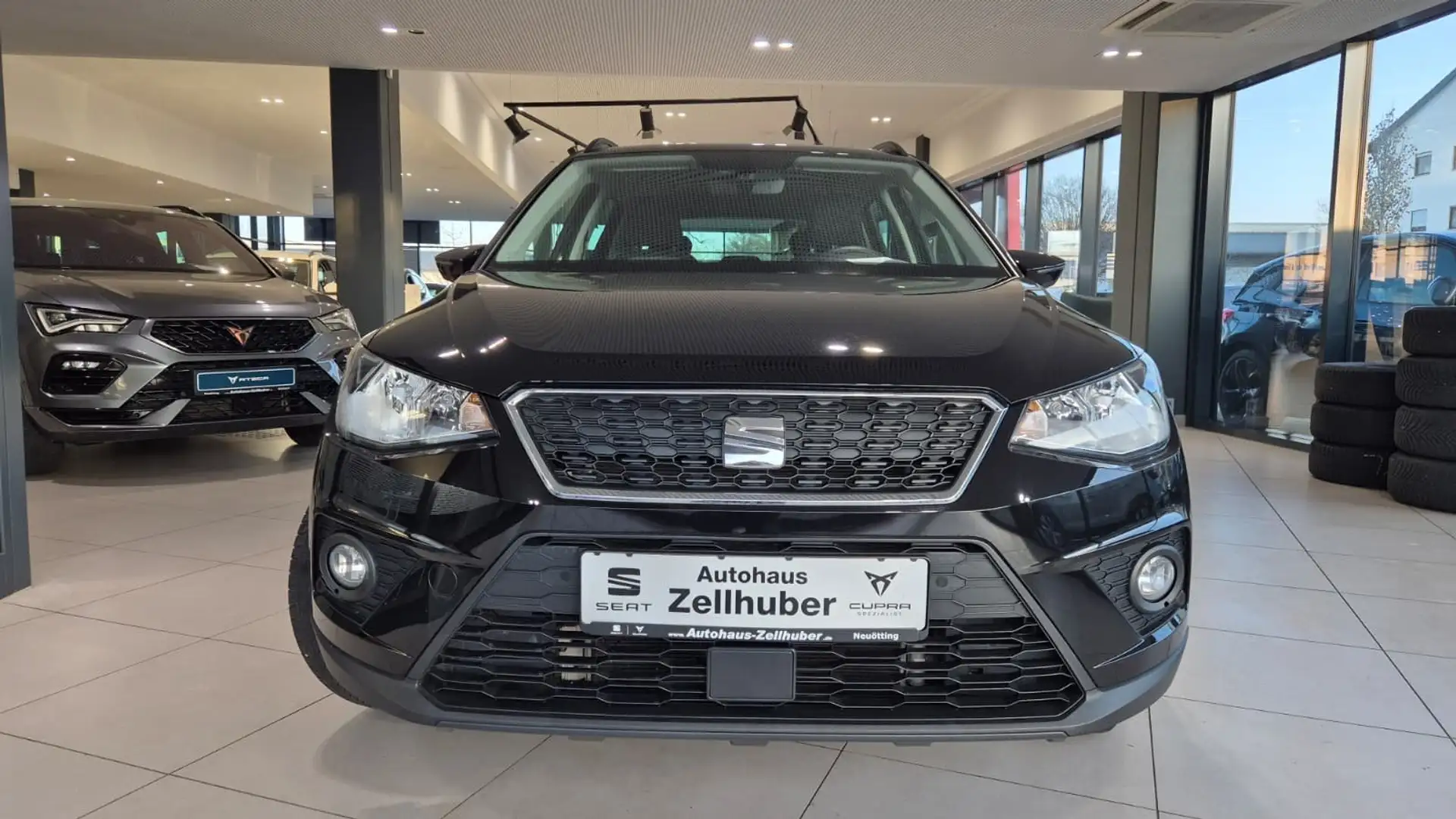 SEAT Arona Style 1.0 TSI *Full Link*Kamera*Sitzhzg* Schwarz - 2