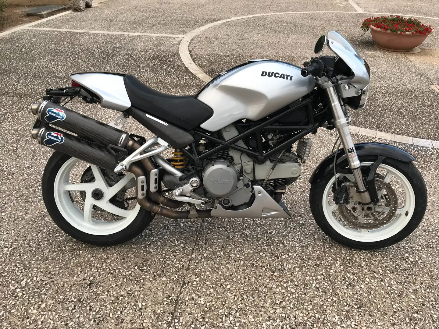Ducati Monster S2R Gris - 1