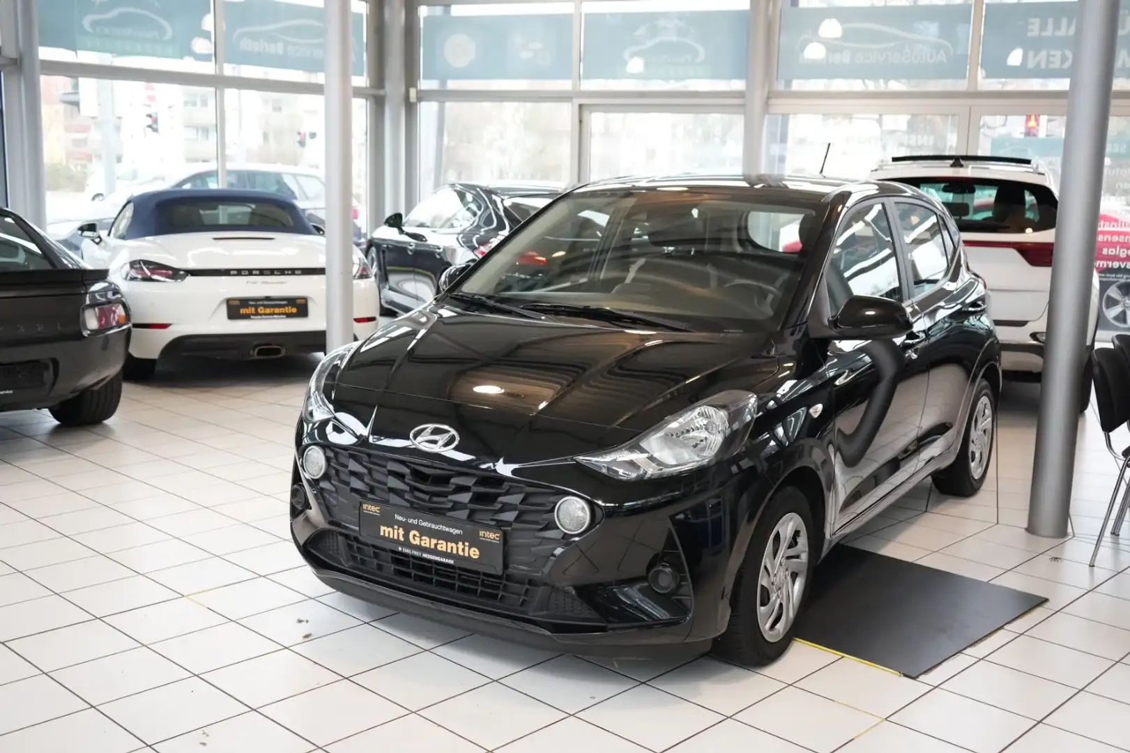 Hyundai i10 Connect & Go *1.Hand Nero - 2