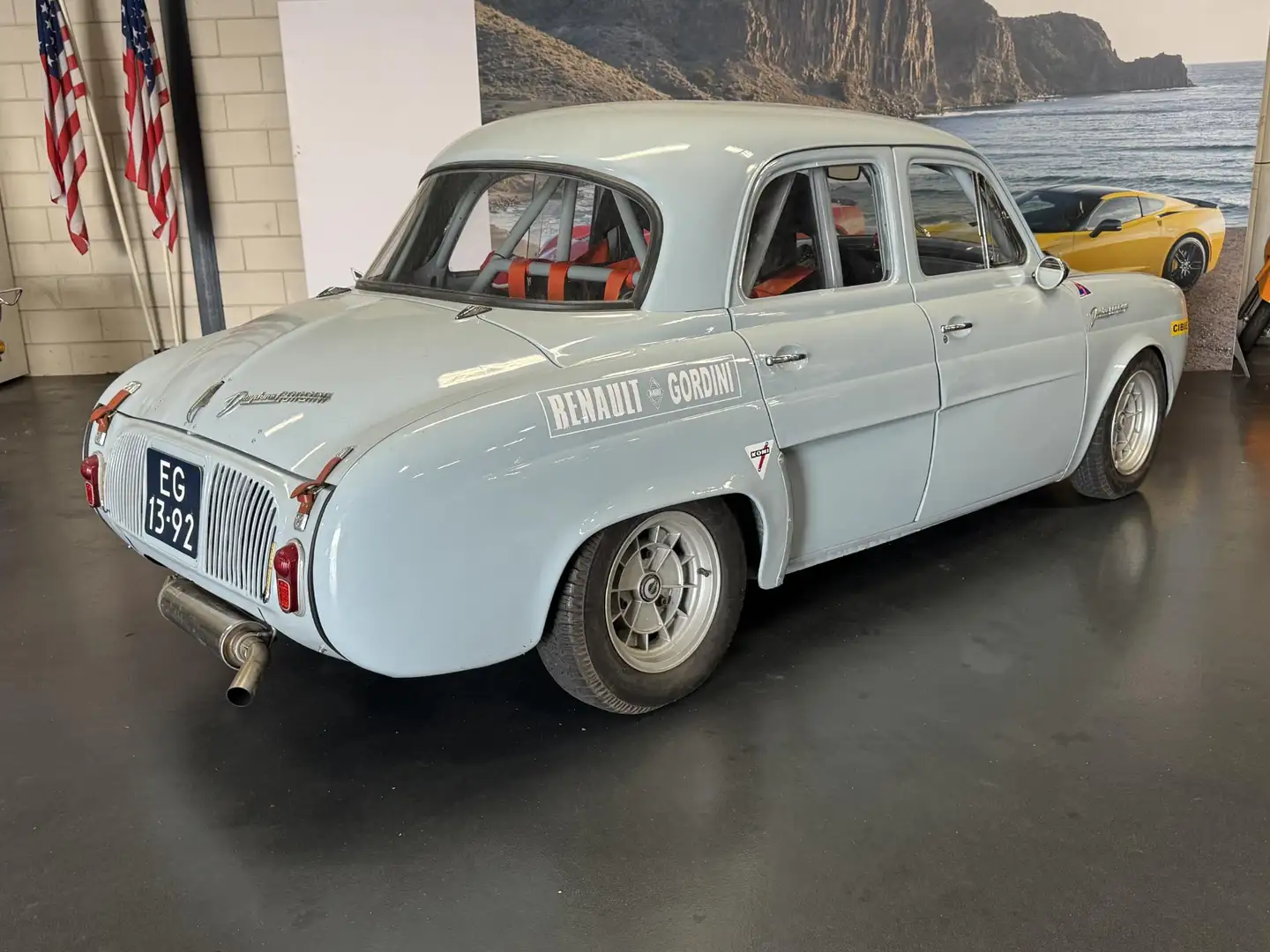 Renault Coupe R1090 dauphine Grijs - 2