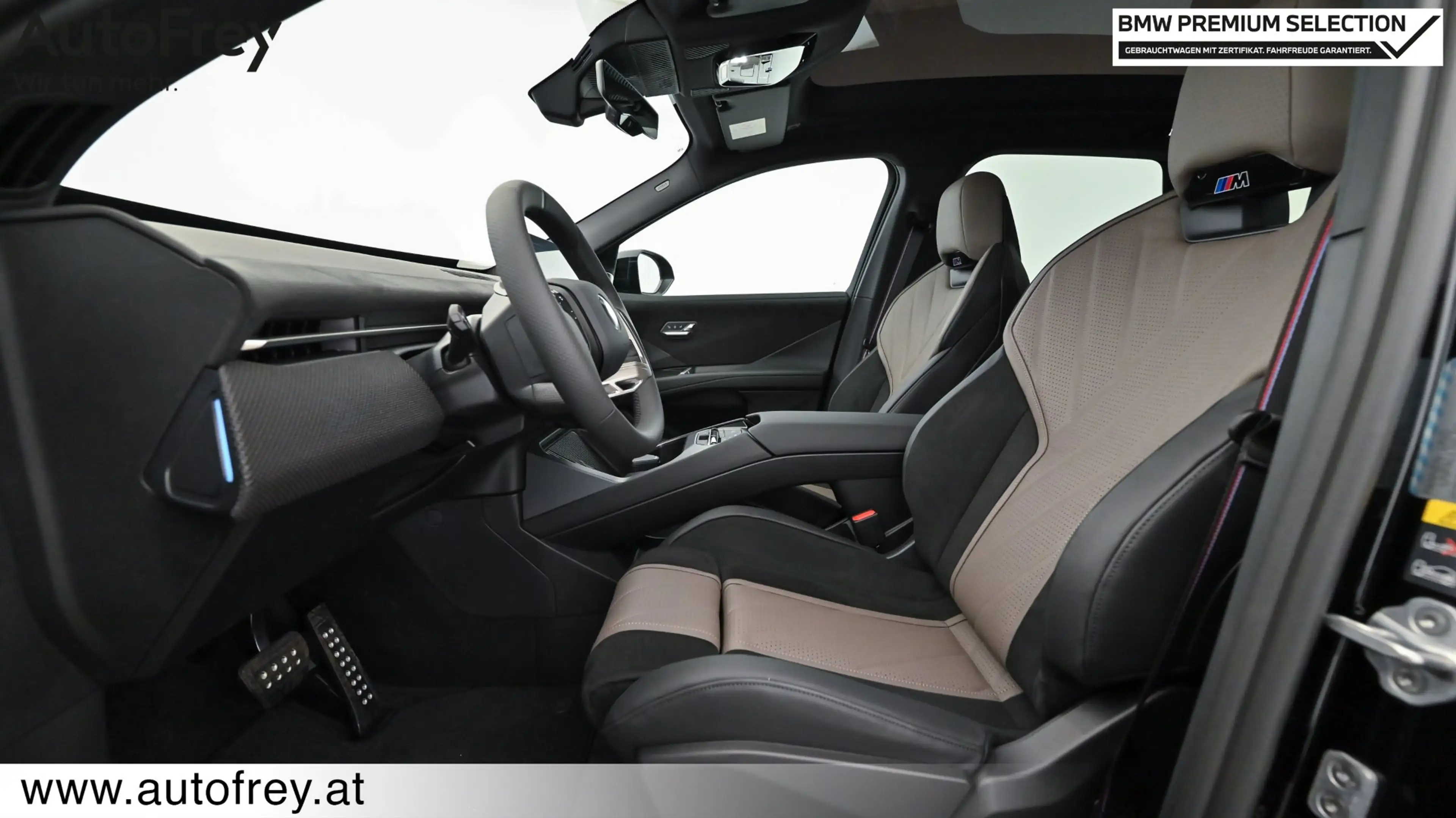 BMW iX3 50 xDrive — photo 15