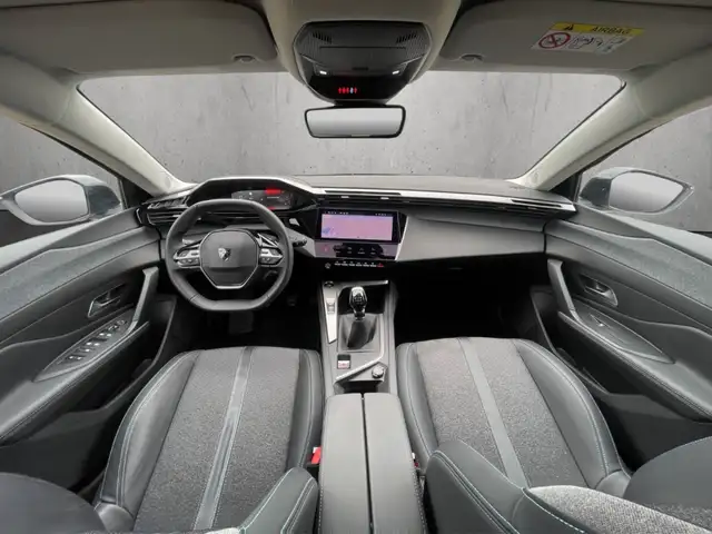Peugeot 308 view 12
