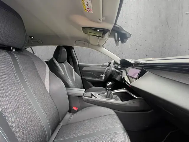 Peugeot 308 view 13