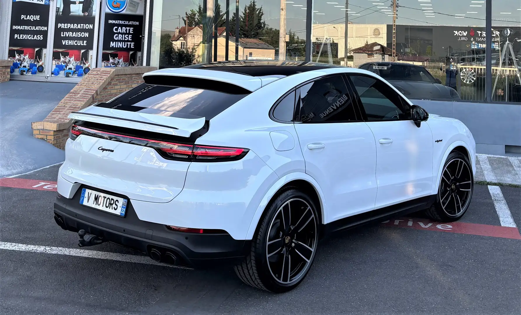 Porsche Cayenne Coupé V6 E-Hybrid 462 Platinium Design' NEW Weiß - 2