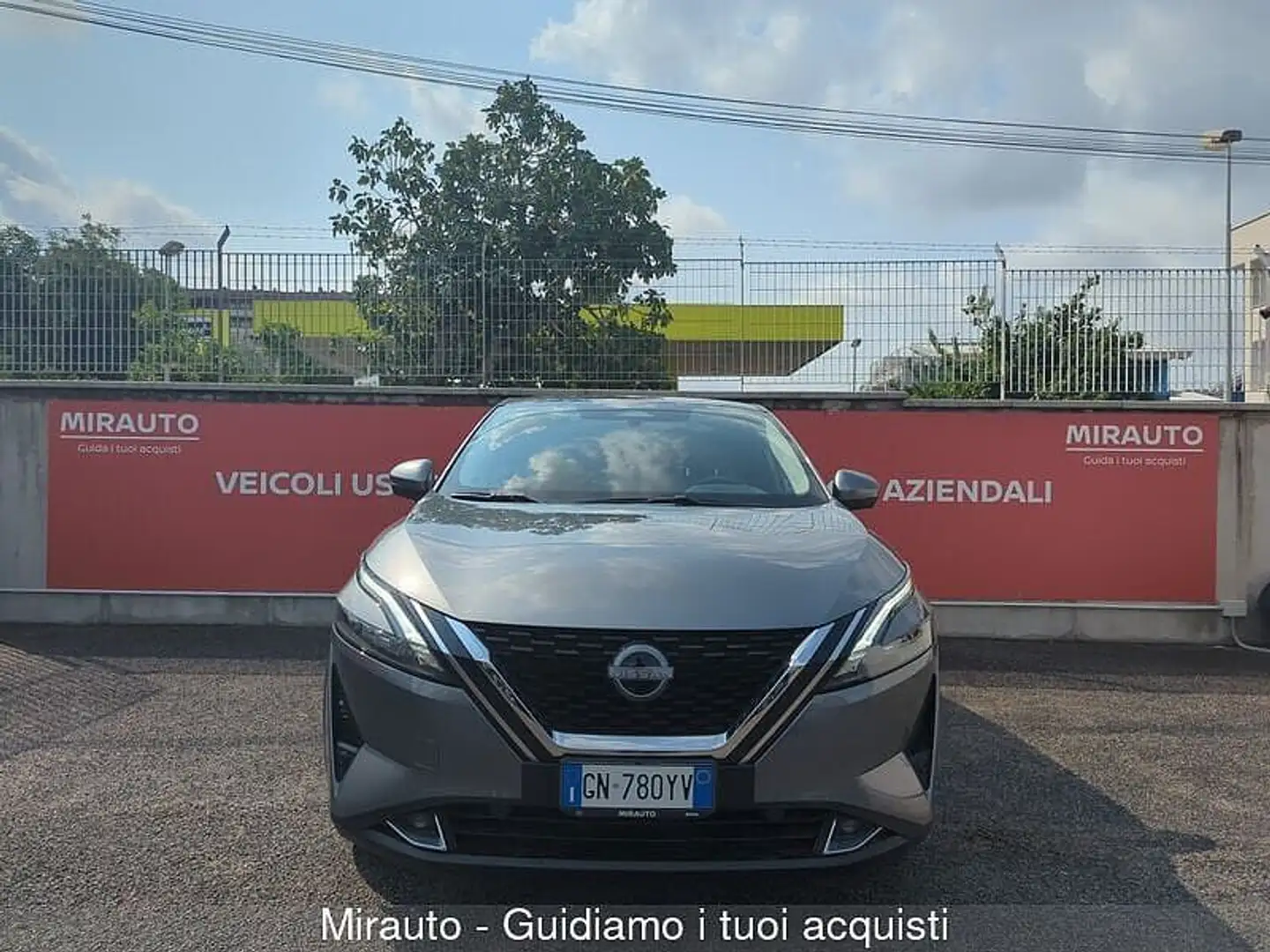 Nissan Qashqai 3ª serie Qashqai MHEV 140 CV N-Connecta Grigio - 2