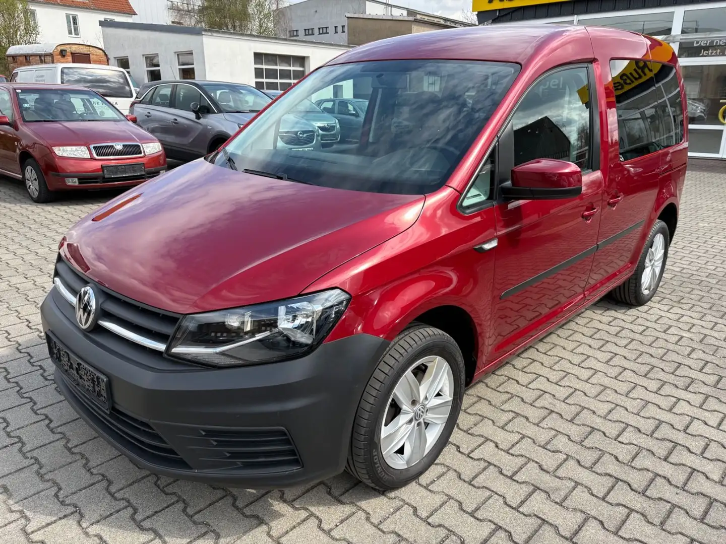 Volkswagen Caddy 2.0 TDI Kombi BMT // AHK // Rojo - 1