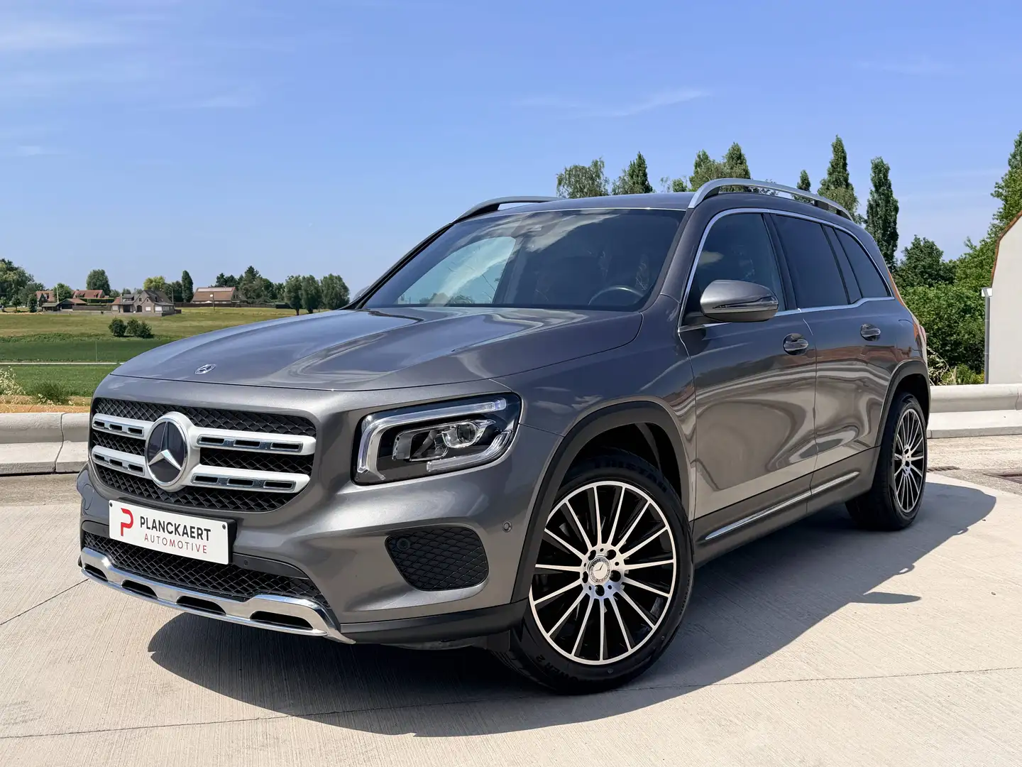 MERCEDES-BENZ Glb