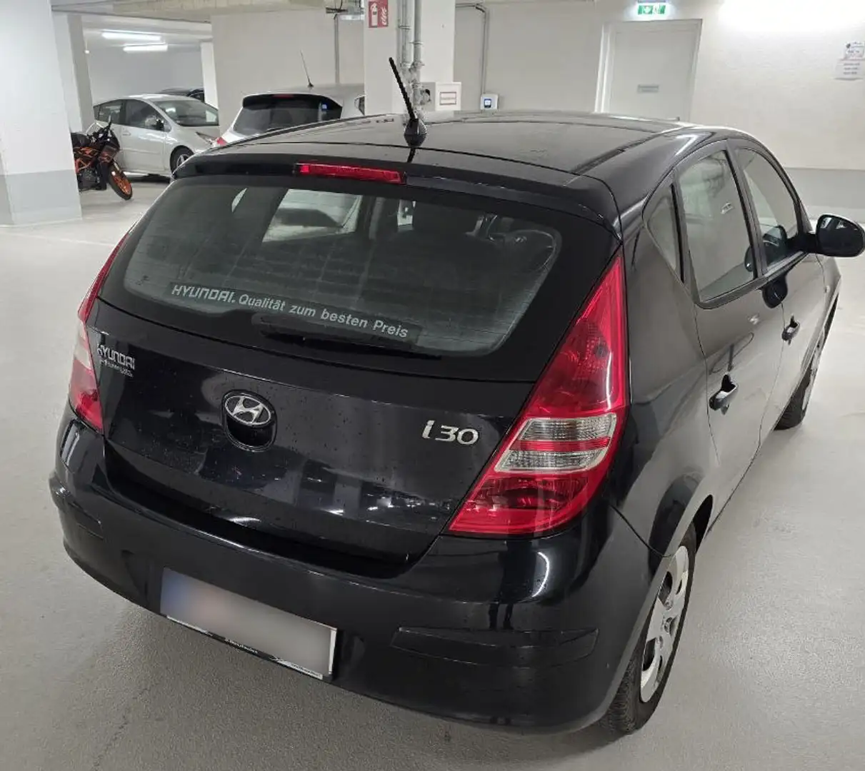 Hyundai i30 i30 1,4 CVVT Schwarz - 2