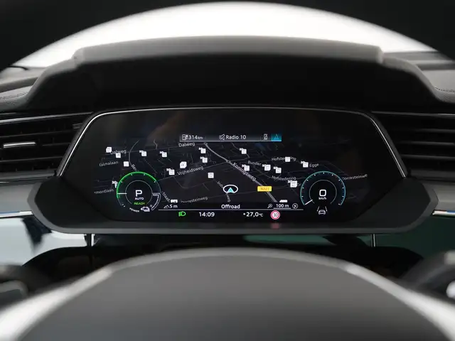 Audi E-Tron view 8