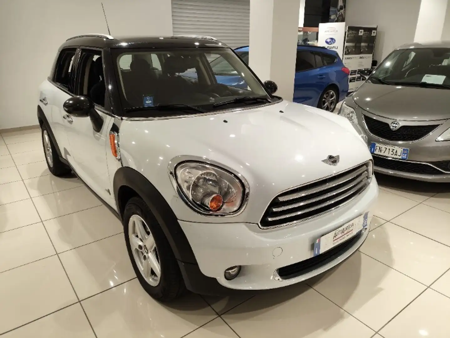 MINI Cooper D Countryman ALL4 Bianco - 1