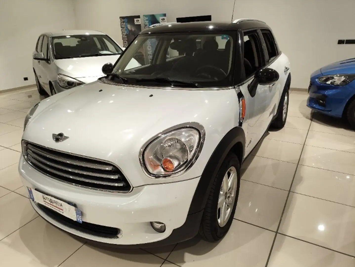 MINI Cooper D Countryman ALL4 Bianco - 2