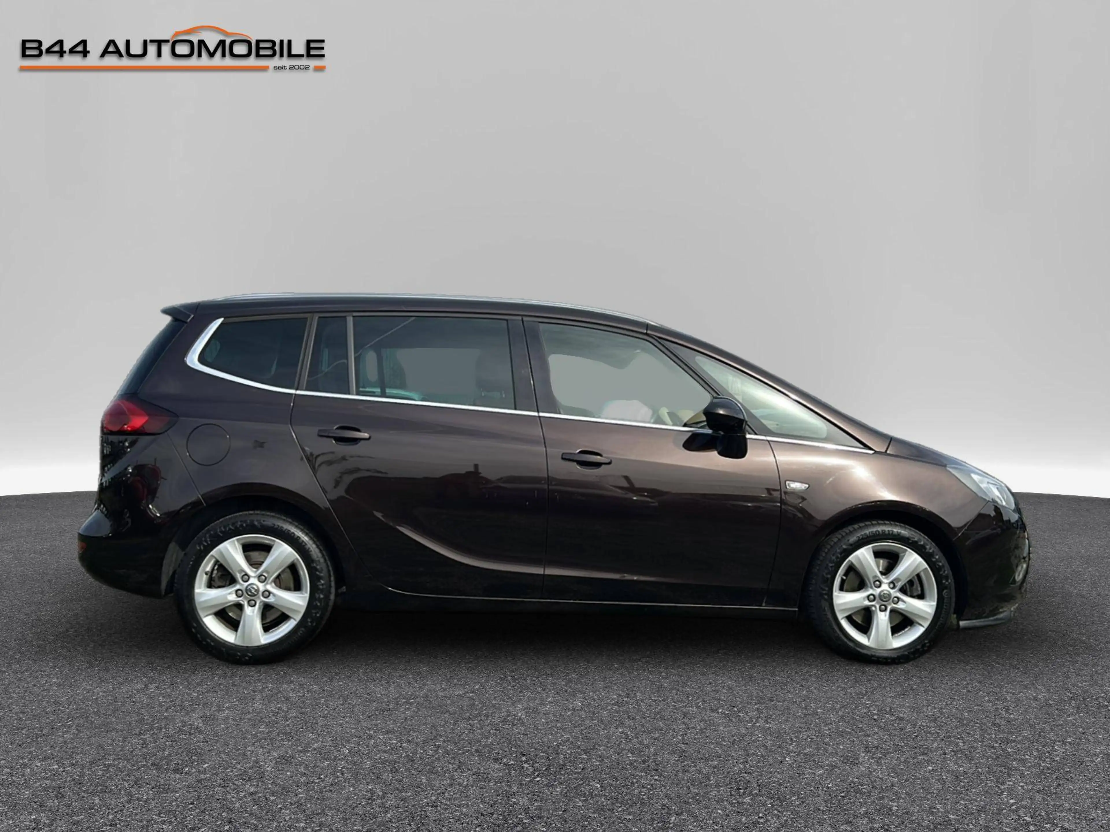 Opel Zafira Tourer Innovation*Navi*AHK*Kamera*Standhzg*Abstandstemp.*Teilleder* — photo 7
