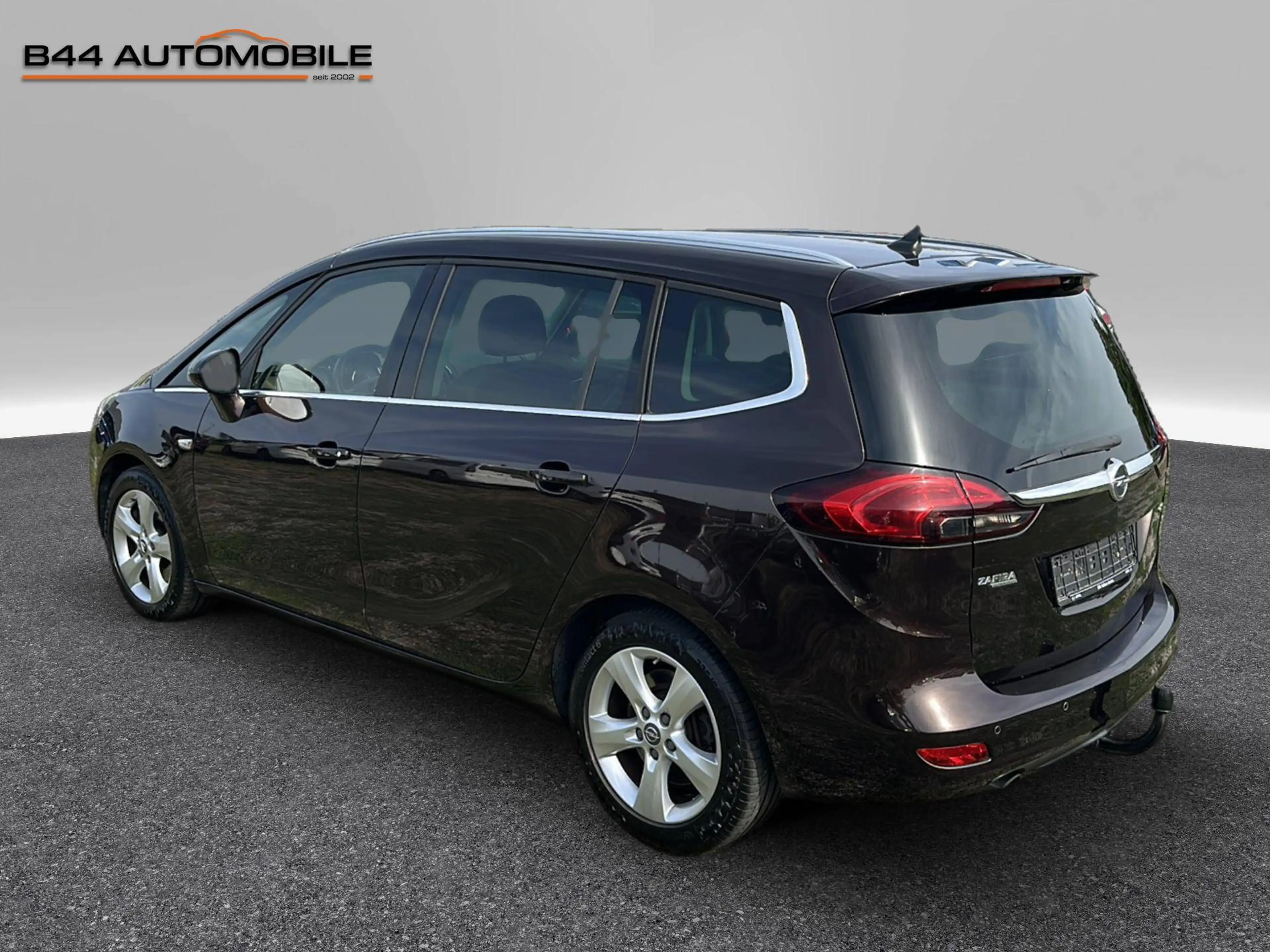 Opel Zafira Tourer Innovation*Navi*AHK*Kamera*Standhzg*Abstandstemp.*Teilleder* — photo 4