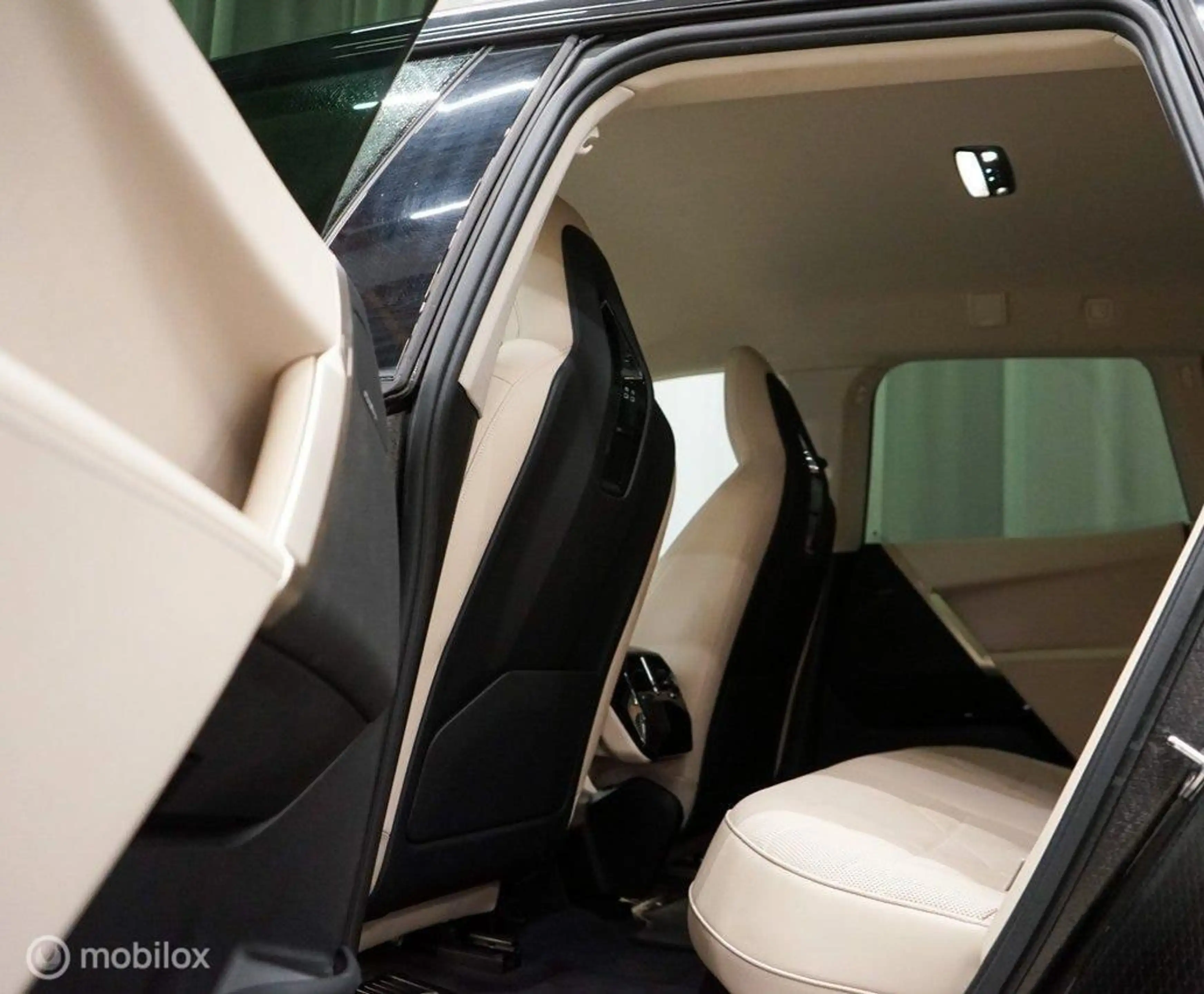 BMW iX xDrive50 Sport Edition 112 kWh, trekhaak, H/K — photo 10